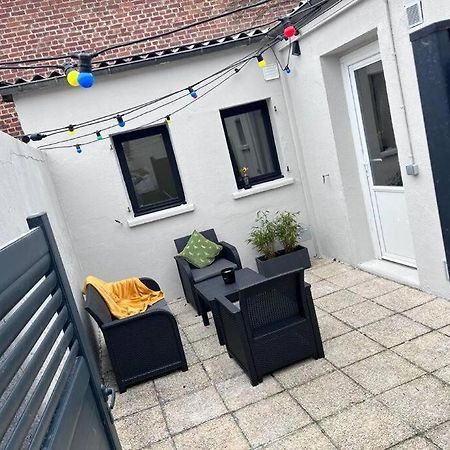 Le Jules Verne Amiens Exteriör bild